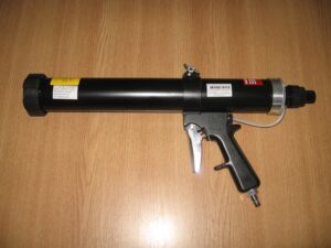 p600